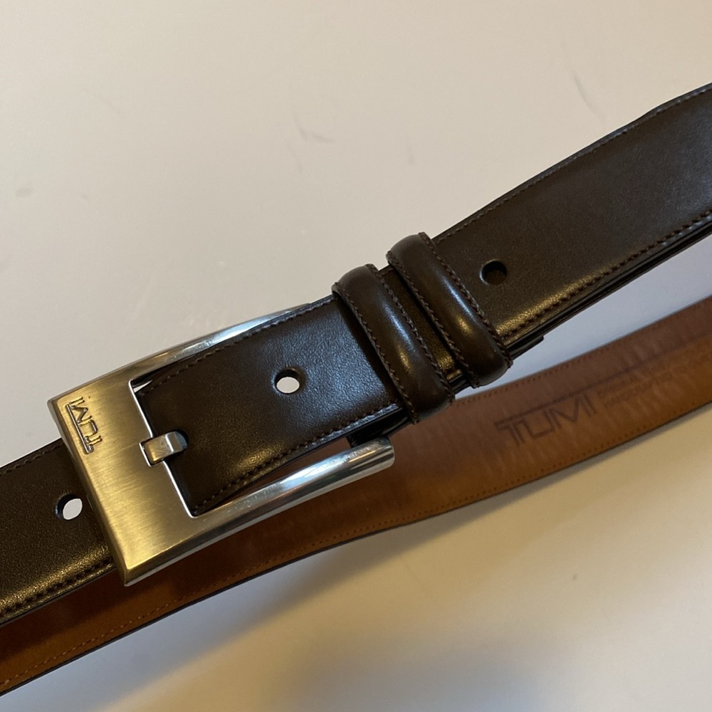 Tumi TUMI Men’s Chocolate Brown Leather Belt New size 32 - Picture 9 of 12
